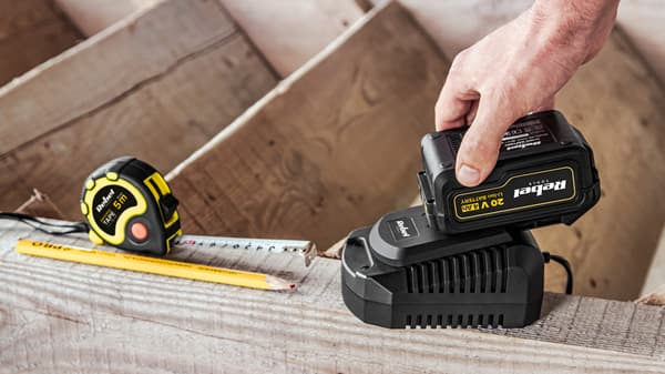 Ackumulator 20V 4Ah Rebel Tools RB-2002