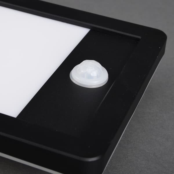 LED 16W facadelampe med bevægelsessensor, NEUTRAL farve, udendørs IP44