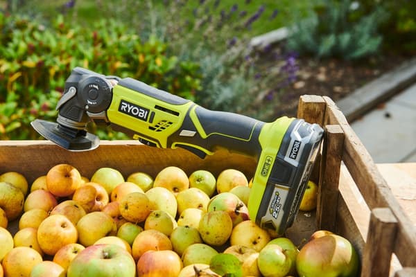 136534 RYOBI multiværktøj 18V