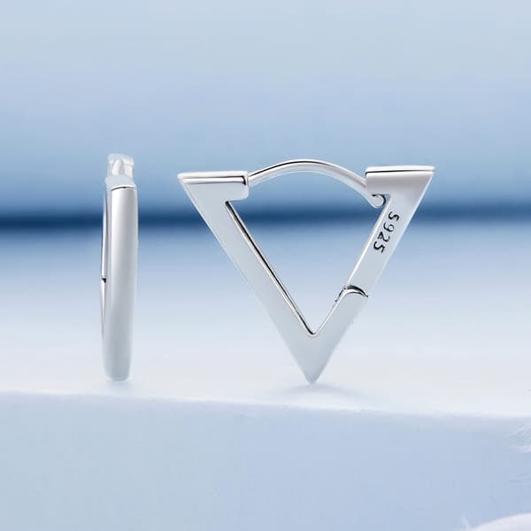 Triangelformade silverörhängen med spännen, silver 925