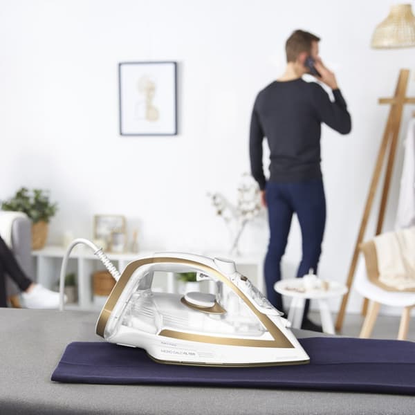 TEFAL FV8042E0 Puregliss -silitysrauta
