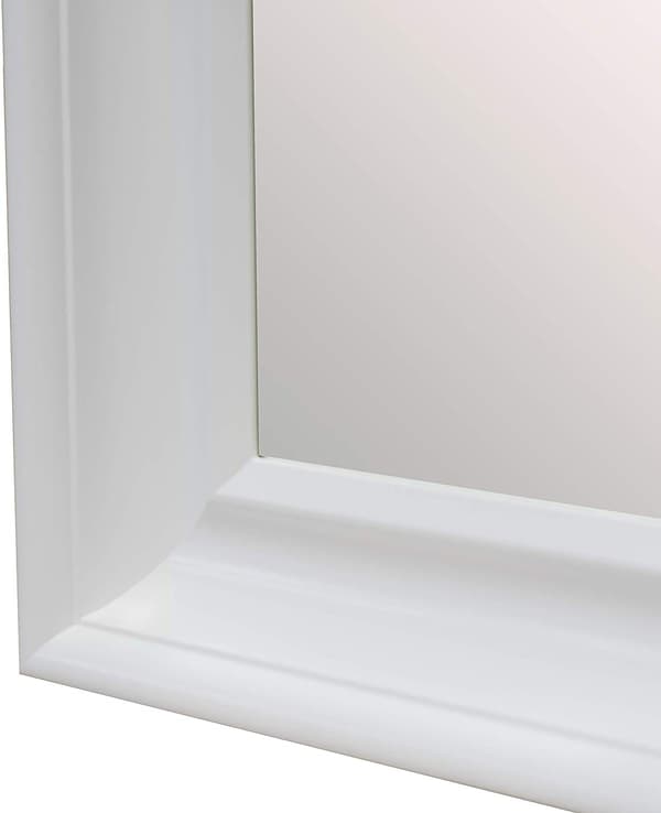 Rektangulär träspegel klassisk 36x45 cm vit BD art