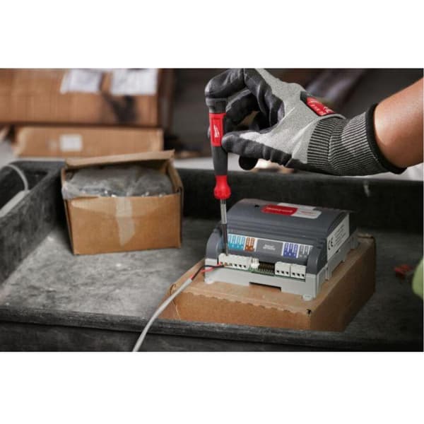 Milwaukee Precision-skruvmejsel 4 i 1