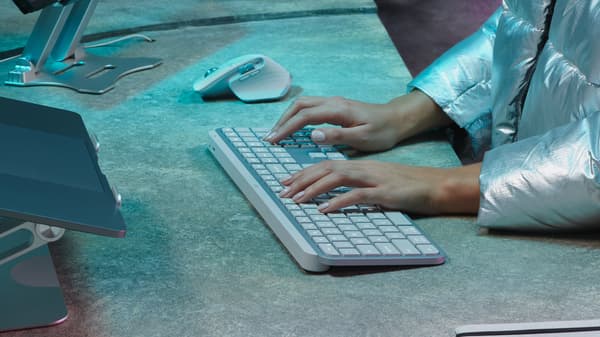 Logitech MX Keys S langaton näppäimistö