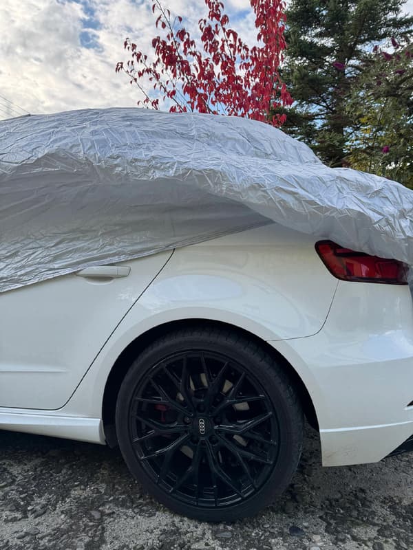 Autonpeite Peva vedenpitävä L - Audi A3 Golf Ceed I30 hatchback