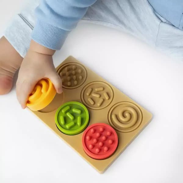 Sensoriska pussel för bebisar från 6 månader Moms Care