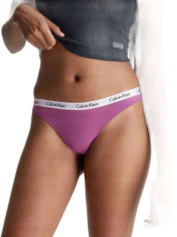 Calvin Klein naisten string-alushousut logolla M