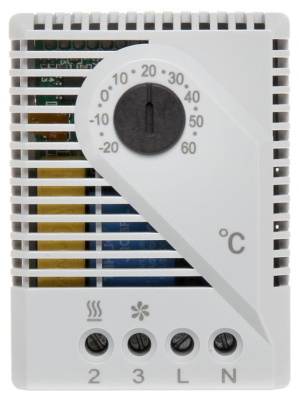 DIN-SKENA TERMOSTAATTI FZK-011