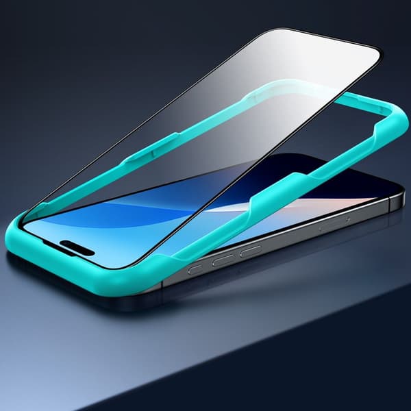 ESR Hærdet Glas 2-pakning til iPhone 16, klar