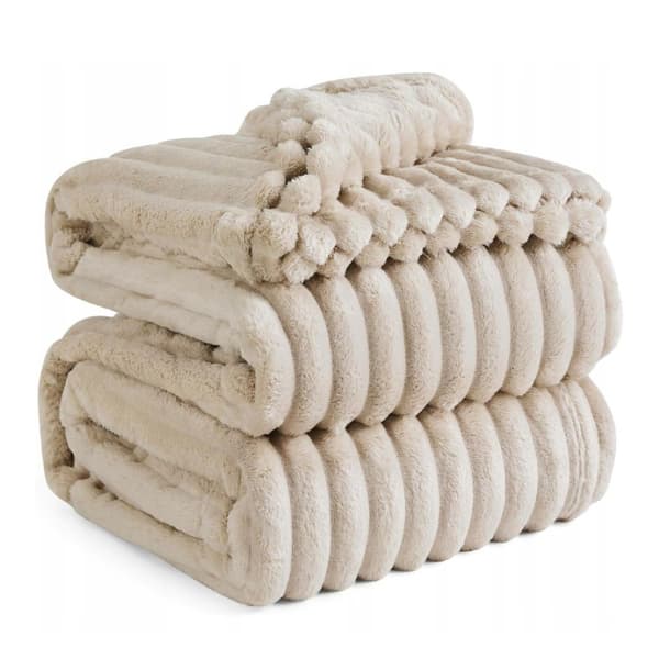 Tæppe Aura Fluffy - lys beige 200x220cm varm, ideel til efterår