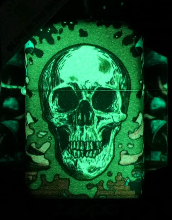 ZIPPO SKULL DESIGN Lighter Gavesæt nr. 3