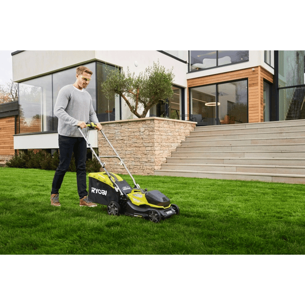 RYOBI Børstelløs græsslåmaskine 18V