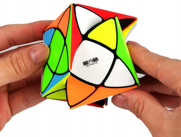 Qiyi Super Ivy Cube
