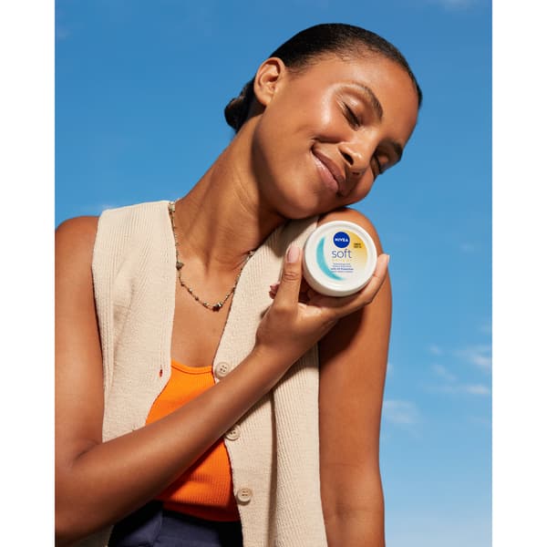 NIVEA Soft spf15 Intensiivinen kosteutusvoide 100 ml