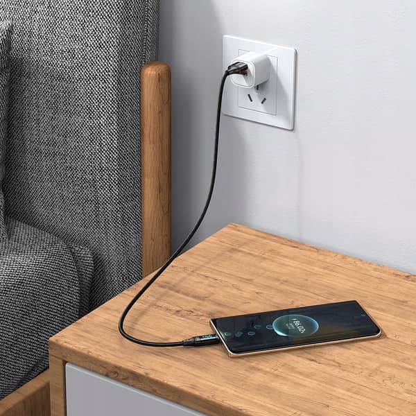 MCDODO-KABEL MED SKÄRM USB-C SNABBLADDNING USB TYP C 5A 66W 1M