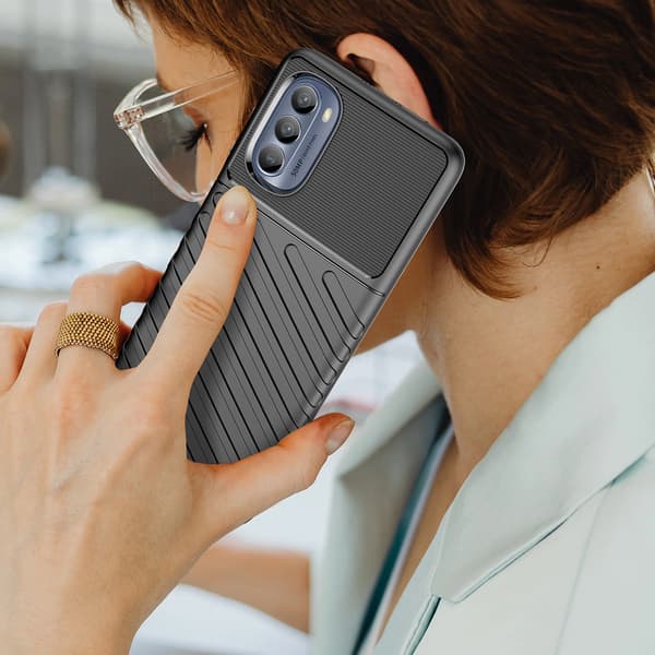 Thunder-kotelo Motorola Moto G62 5G:lle, silikonisuojus, musta