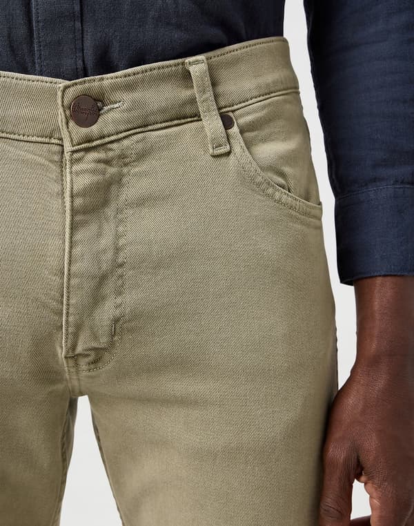 Wrangler Frontier Khaki irtonainen vihreä kangashousut W32 L32