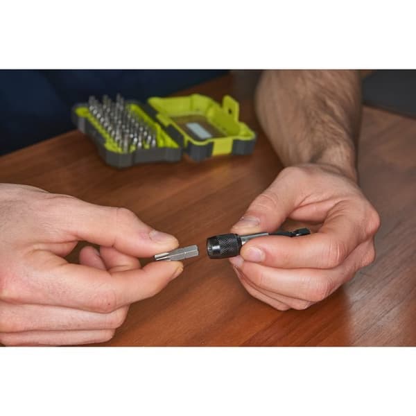 RYOBI Set 32 st. bitar