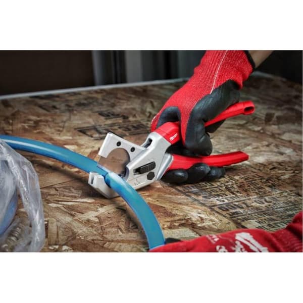 Milwaukee plastikkutter
