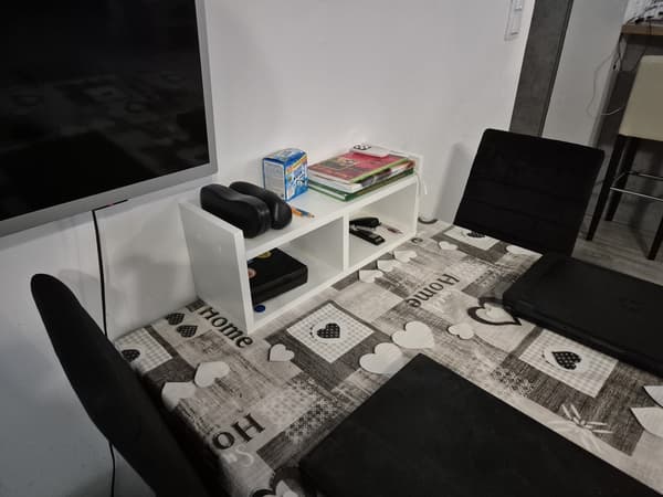 Tola bordpladehylde til bord, skrivebord, kommode