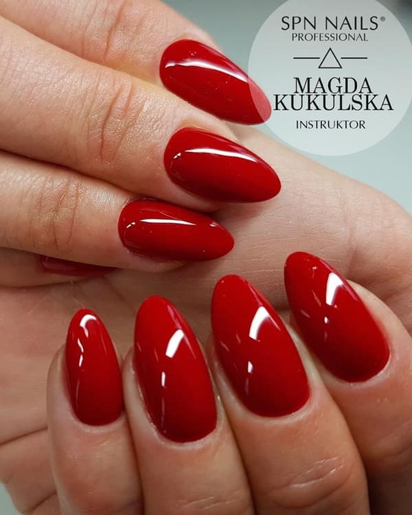 #068 NaiLac Hybrid Neglelak 7ml