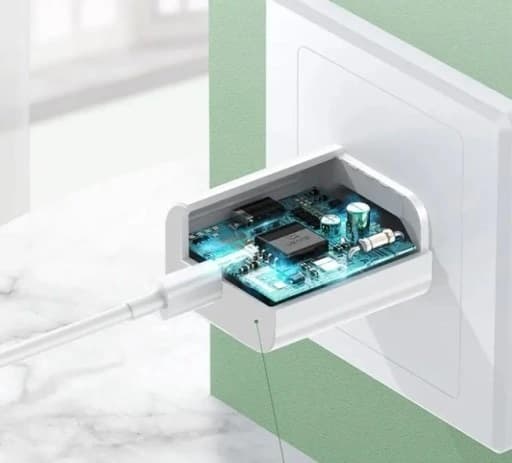 SNABBLADDANDE TELEFONLADDARE USB + TYP C VIT