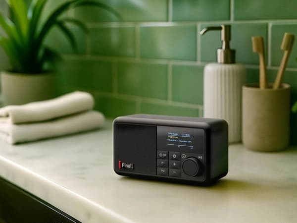 PREMIUM Pinell Compact bærbar DAB+/FM Bluetooth vækkeur batteri 8 timer