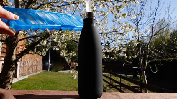 TERMOFLASKE TERMOFLASKE TIL ALLE ÅRSTIDER 500ML SORT LÆKASIKKER