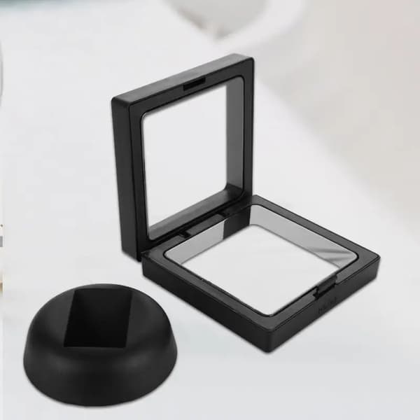 Gaveæske til mønter og smykker 3D display sort 7 cm med base