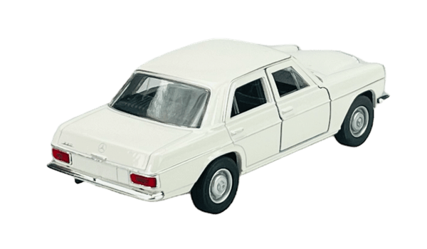 Welly Oldtimer Mercedes 220 W114 vit 1:34 43764