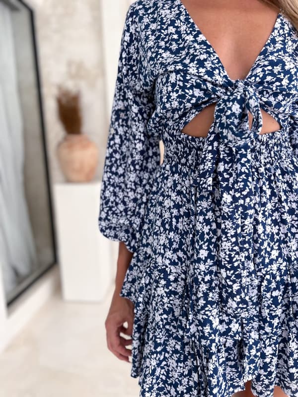 Lyhyt boho Lili sininen mekko