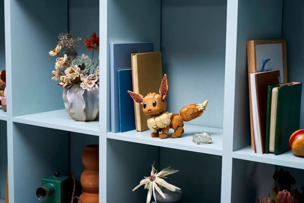 LEGO Pokémon 72151 Eevee, 587 dele, til voksne