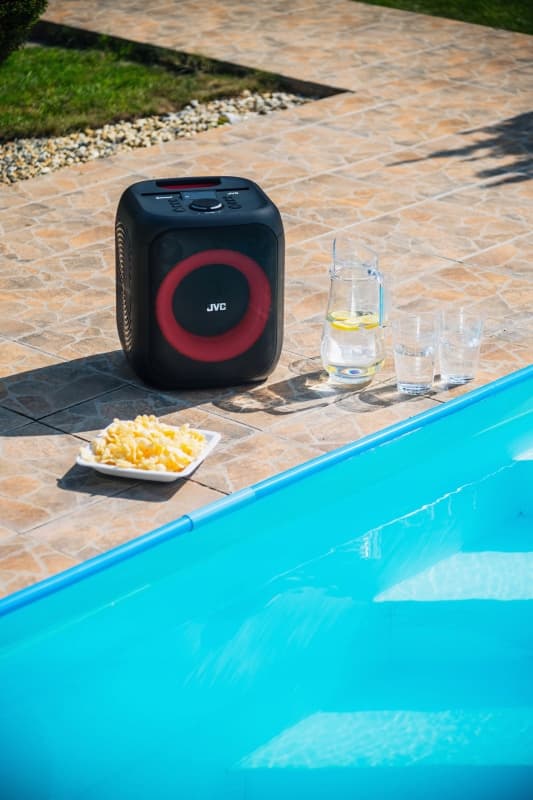 KARAOKE Partyhøjttaler JVC sort TWS / Bluetooth / USB + mikrofon