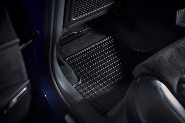 Gummimåtter til Ford Tourneo Custom varevogn (2012-2023) - sorte, tilpassede