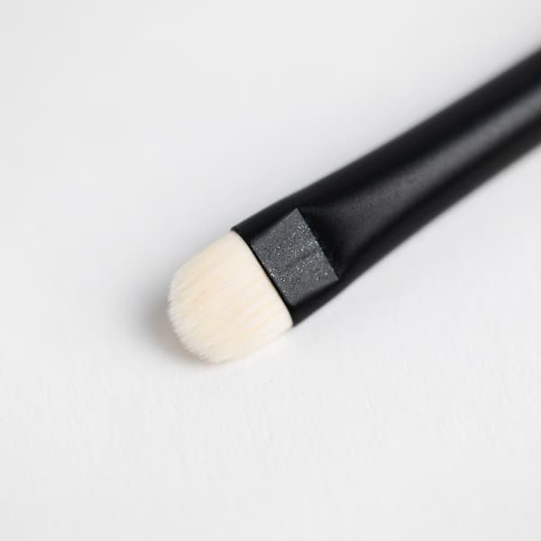 Rund høj sort pensel til skitse til permanent makeup