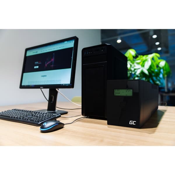 Green Cell 600VA 360W UPS LCD-näytöllä