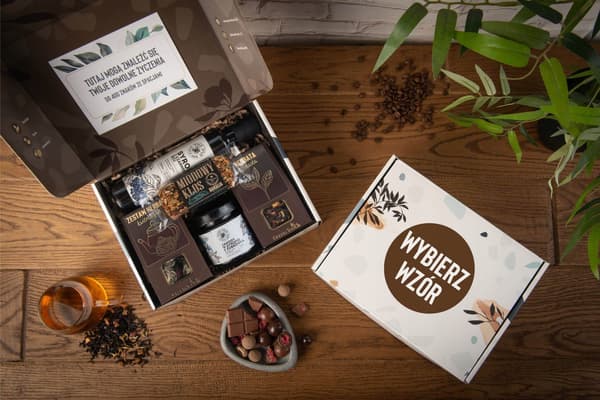 Presentask blommande teset sirap frukter te present box