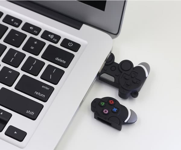 USB-minne för barn 64GB gamepad