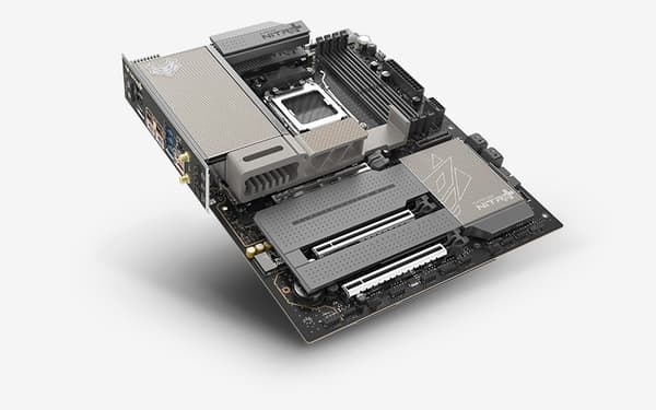 SAPPHIRE NITRO X870EA WIFI7 moderkort
