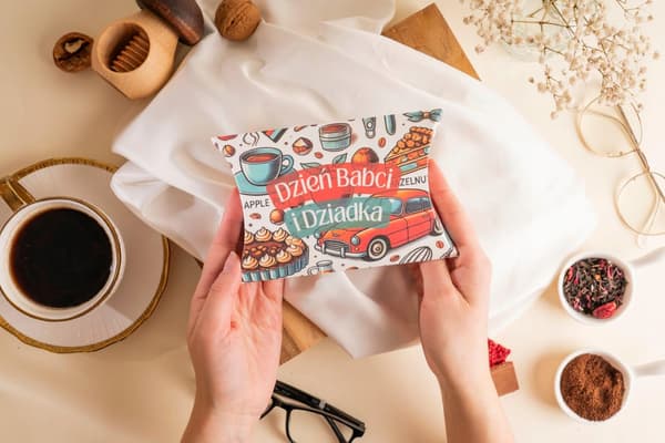 Gave til Bedsteforældredag te kaffe chokolade boks