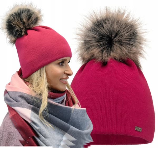 Fuchsia dame varm hue med pompon A13