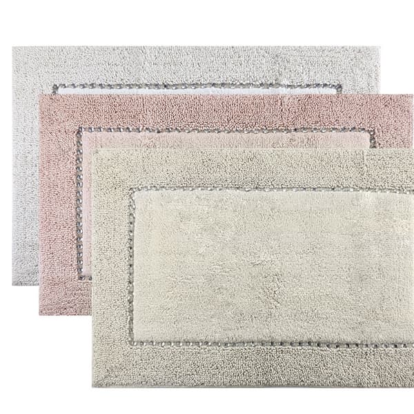 VARM BADEMÅTTE CHIC GLAMOUR KORSSTING 60X90CM LYSERØD