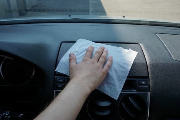 MOJE AUTO - Ohjaamon puhdistusliina Mate - Sitruuna - 24 kpl