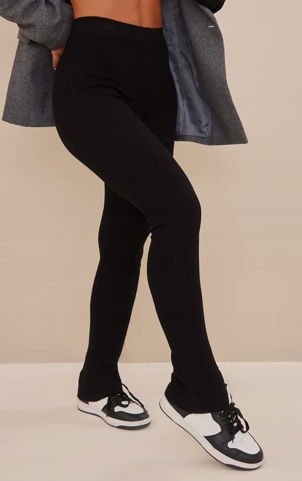 PrettyLittleThing svarta randiga byxor M