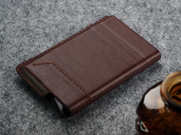 GOBI-lompakko kasviparkitusta nahasta, Nomad Brown