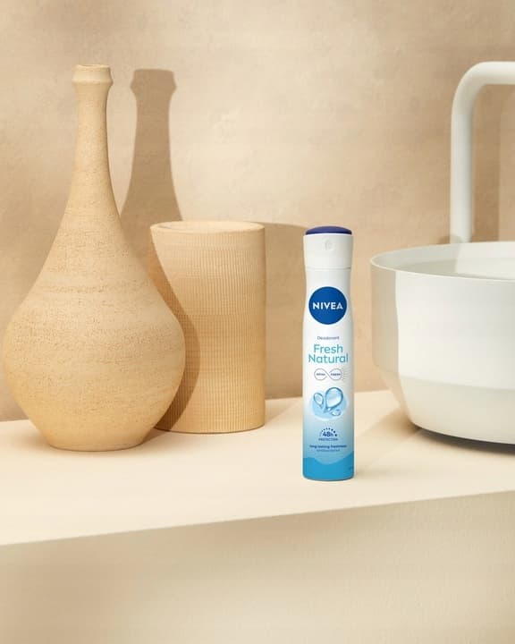 723225 Nivea Fresh Natural Deodorant spray 150 ml