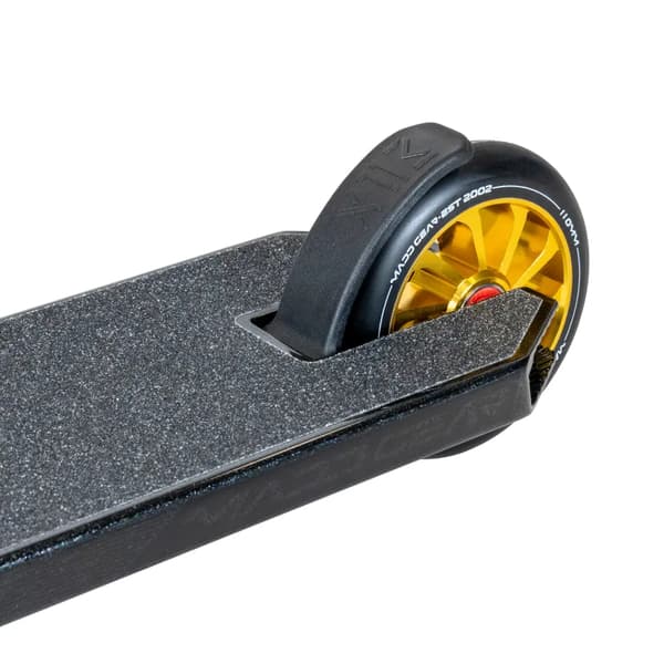 MGP MGX 500 Trick Scooter | Laser Flip