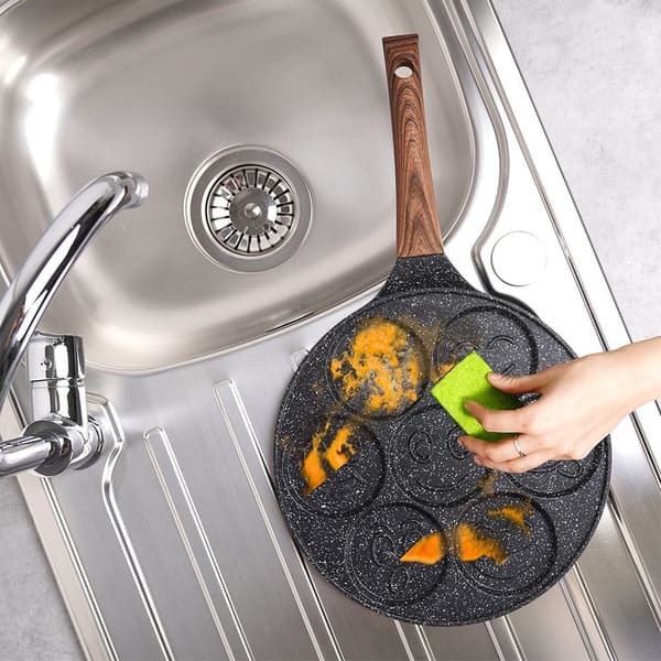 Granitpande til æg 7 huller BLACK&WOOD 26 cm