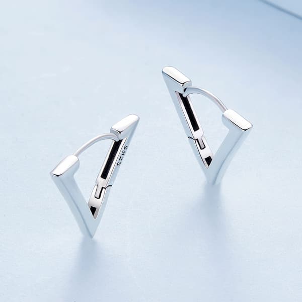 Triangelformade silverörhängen med spännen, silver 925