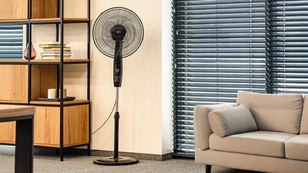 Stående golvvifte fjärrkontroll Teesa tyst oscillation timer